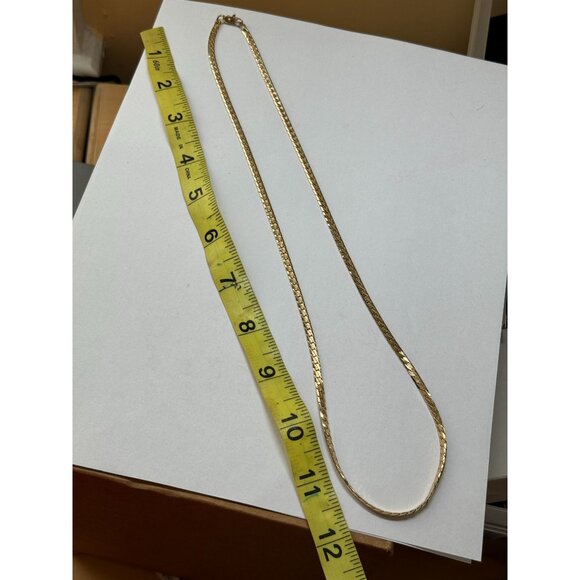 Gold Tone Necklace 26" Chain Pretty Vintage Fashion Costume Herringbone - Picture 4 of 4